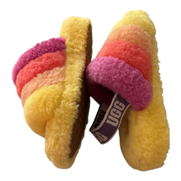 UGG Vibrant Striped Fluffy Slippers - Picture 8 of 8